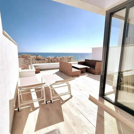 Modern Terrassed House Close Μάλαγα
