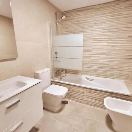 Modern Terrassed House Close Μάλαγα