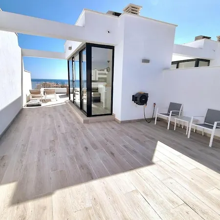 Σπίτι διακοπών Modern Terrassed House Close Μάλαγα
